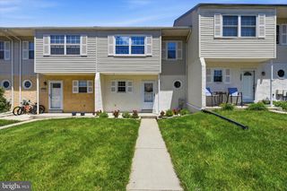 324 CARLYN CT, Downingtown, PA 19335