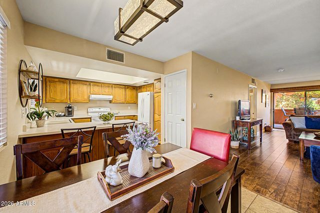 12222 N PARADISE VILLAGE Parkway S 343, Phoenix, AZ 85032