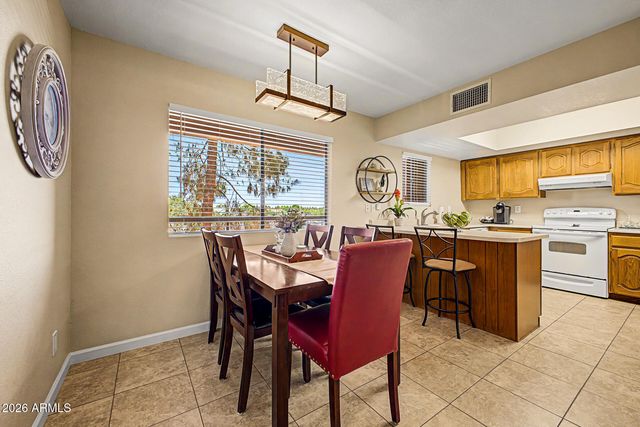 12222 N PARADISE VILLAGE Parkway S 343, Phoenix, AZ 85032