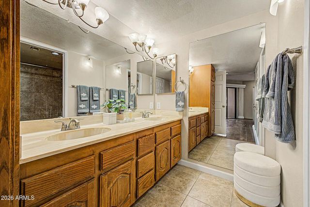 12222 N PARADISE VILLAGE Parkway S 343, Phoenix, AZ 85032