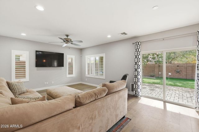 10249 E KINETIC Drive, Mesa, AZ 85212