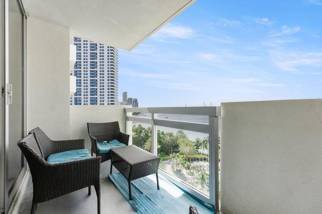 1500 Bay Road 1122s, Miami Beach, FL 33139