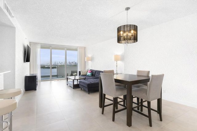 1500 Bay Road 1122s, Miami Beach, FL 33139