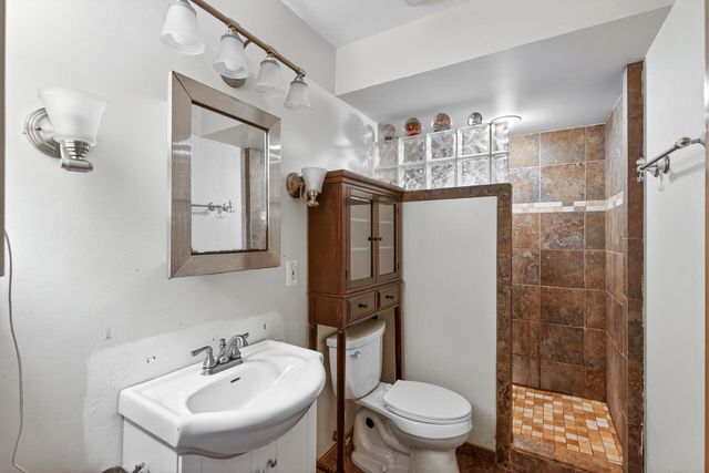 9727 Linden Avenue N, Brooklyn Park, MN 55443