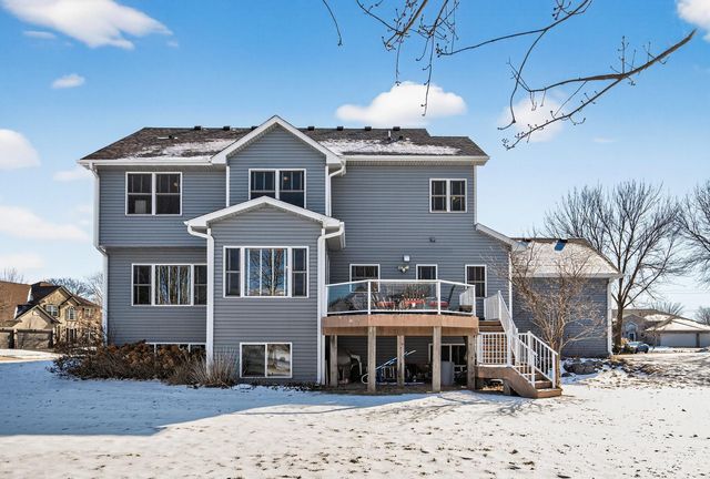 9727 Linden Avenue N, Brooklyn Park, MN 55443