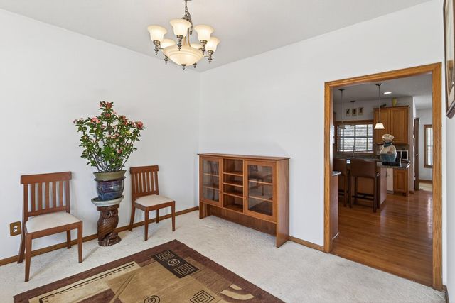 9727 Linden Avenue N, Brooklyn Park, MN 55443