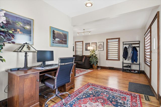 5728 23rd Avenue S, Minneapolis, MN 55417