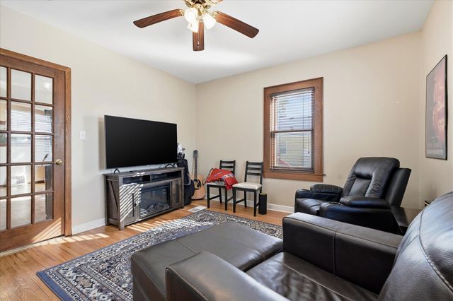 5728 23rd Avenue S, Minneapolis, MN 55417