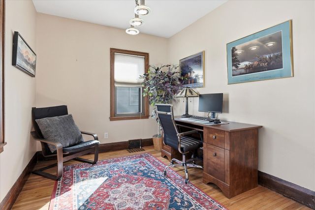 5728 23rd Avenue S, Minneapolis, MN 55417