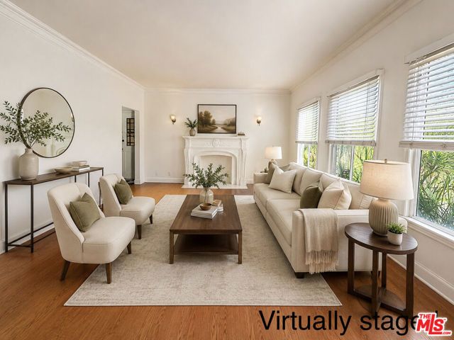 127 N Catalina Street 3, Los Angeles, CA 90004
