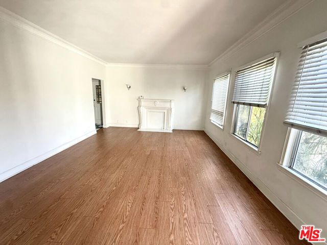 127 N Catalina Street 3, Los Angeles, CA 90004