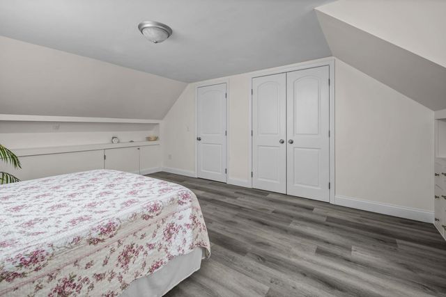 208 Long Sands Road, York, ME 03909