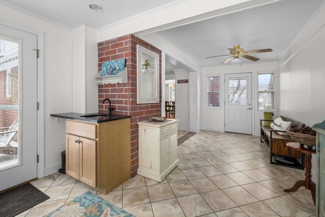 208 Long Sands Road, York, ME 03909