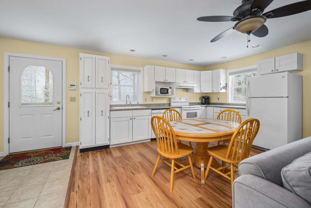 208 Long Sands Road, York, ME 03909