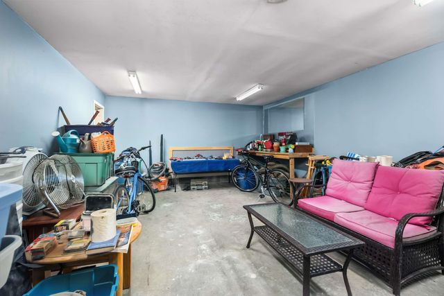 208 Long Sands Road, York, ME 03909