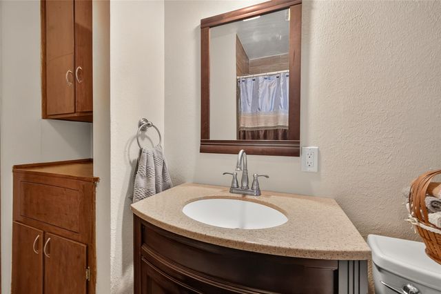 5658 Berry Creek Drive, Houston, TX 77017