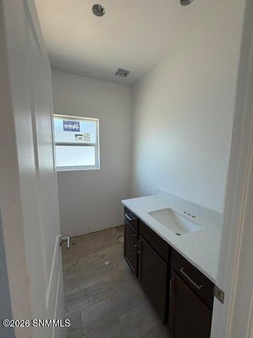 6552 Phoenix Street, Las Cruces, NM 88012