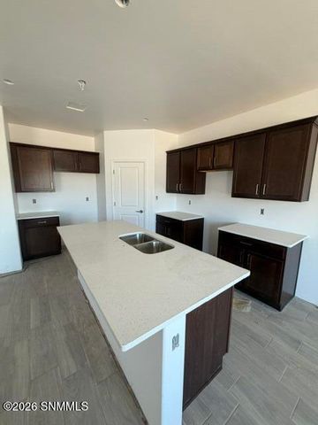 6552 Phoenix Street, Las Cruces, NM 88012