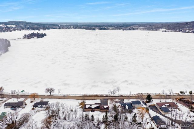 W7879 S Lake Antoine Road, Iron Mountain, MI 49801