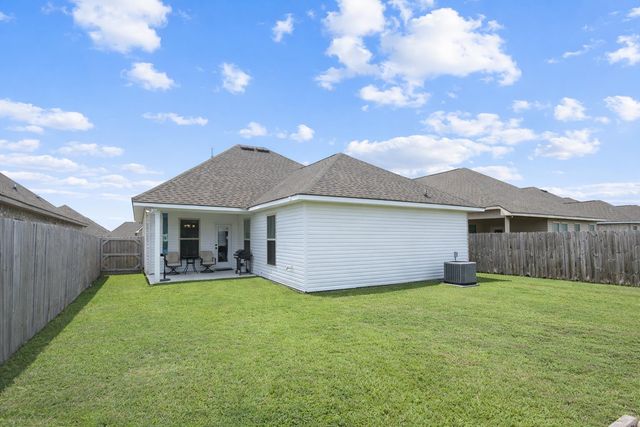 230 Sophie Dr, Houma, LA 70364