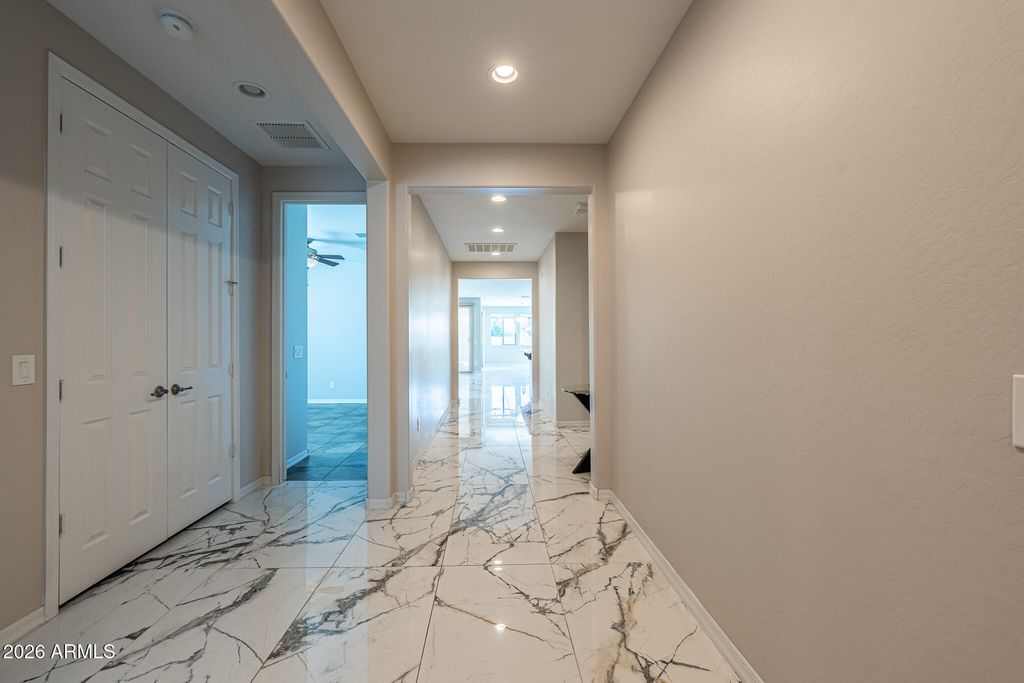 9719 W LOS GATOS Drive, Peoria, AZ 85383 — photo 5
