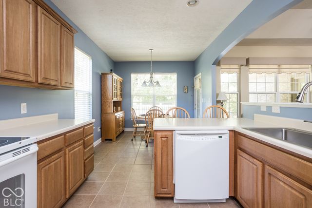 5658 Augusta Woods Drive, Plainfield, IN 46168