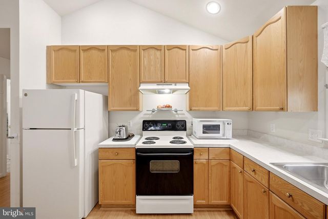 1847 MELVOR LN, Winchester, VA 22601