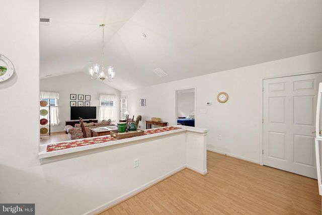 1847 MELVOR LN, Winchester, VA 22601