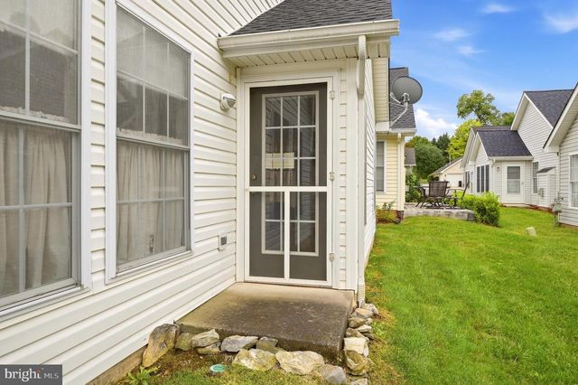1847 MELVOR LN, Winchester, VA 22601