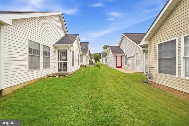 1847 MELVOR LN, Winchester, VA 22601