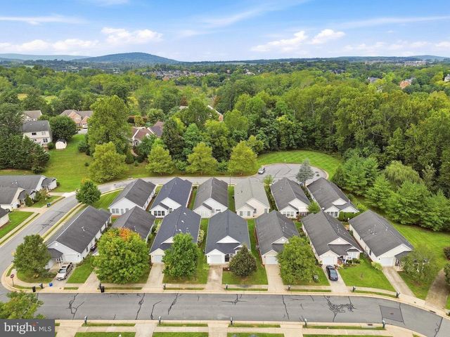 1847 MELVOR LN, Winchester, VA 22601