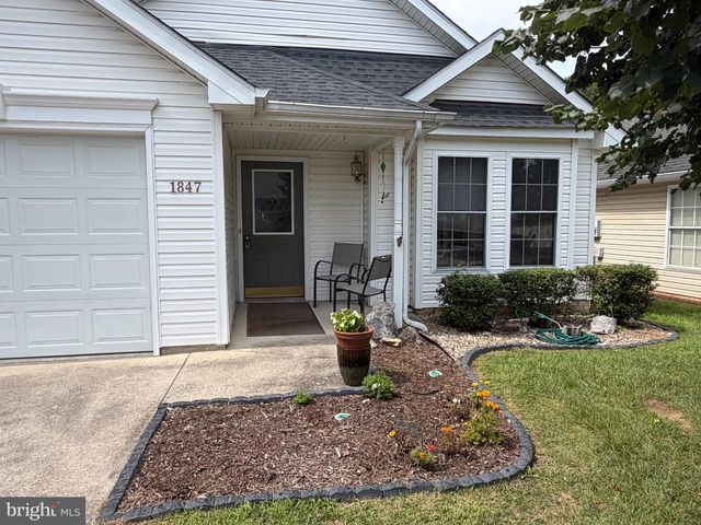 1847 MELVOR LN, Winchester, VA 22601