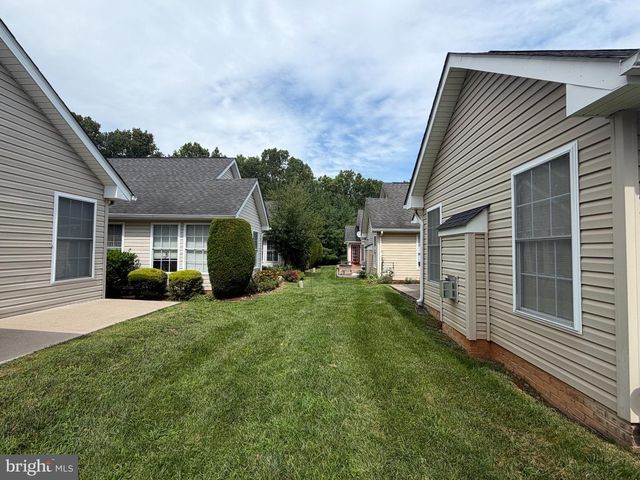 1847 MELVOR LN, Winchester, VA 22601