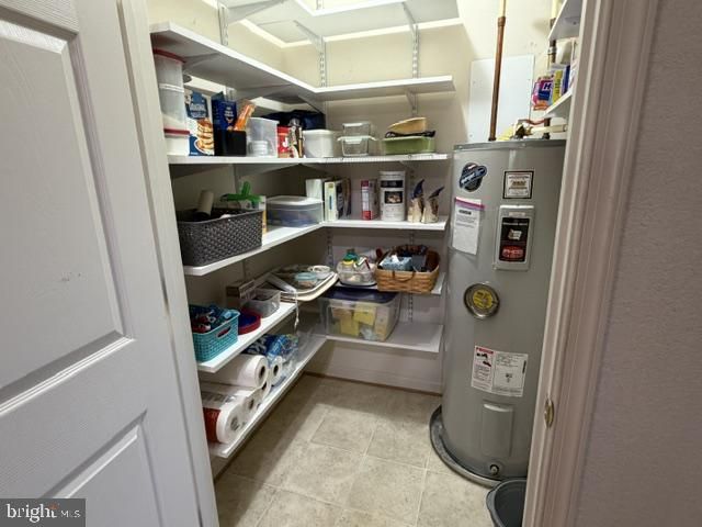 1847 MELVOR LN, Winchester, VA 22601