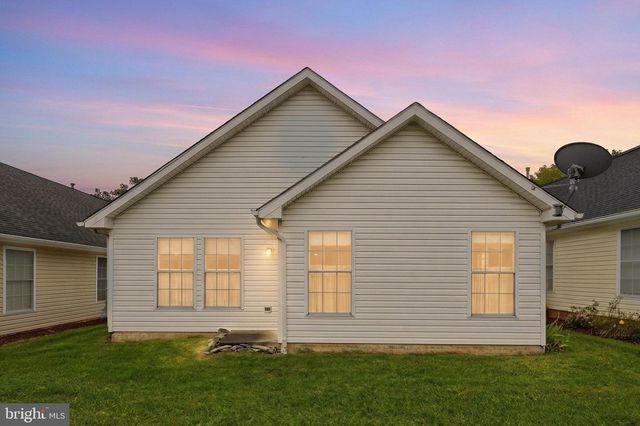 1847 MELVOR LN, Winchester, VA 22601
