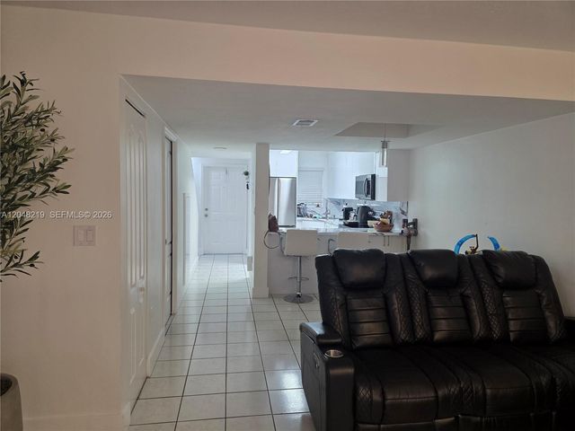 523 W 68th Street 5, Hialeah, FL 33014