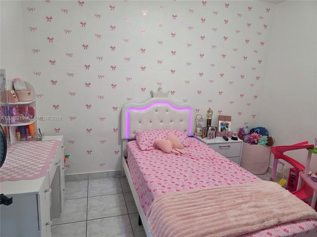 523 W 68th Street 5, Hialeah, FL 33014