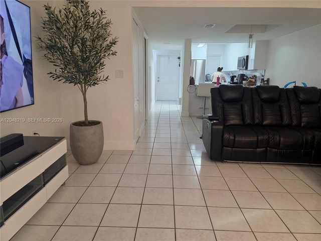 523 W 68th Street 5, Hialeah, FL 33014