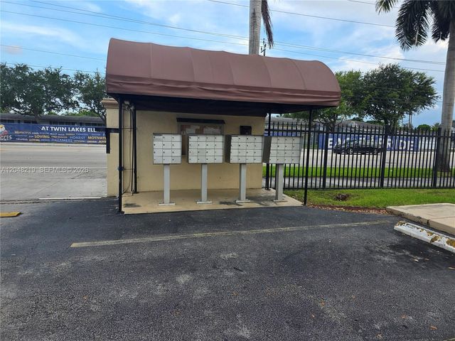 523 W 68th Street 5, Hialeah, FL 33014