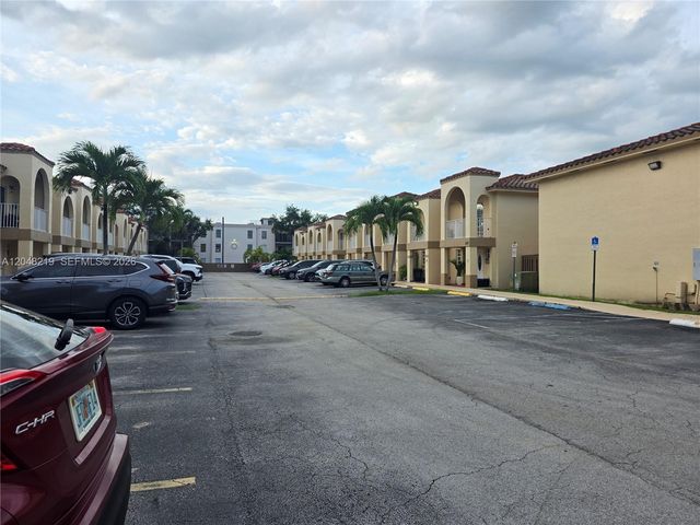523 W 68th Street 5, Hialeah, FL 33014