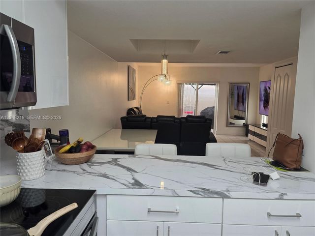 523 W 68th Street 5, Hialeah, FL 33014