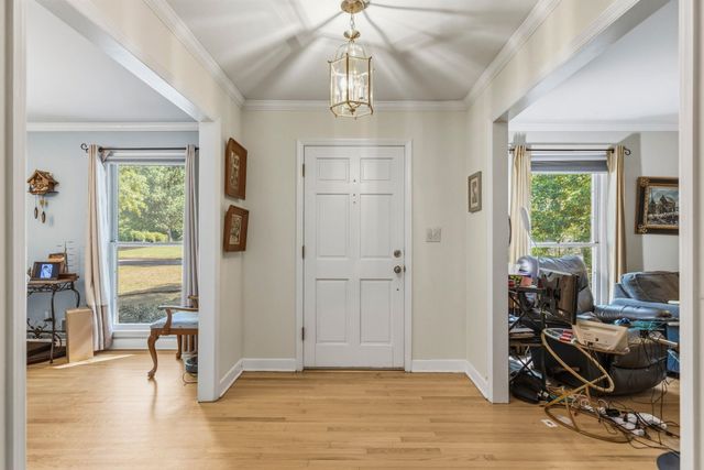204 Fernbrook Circle, Spartanburg, SC 29307