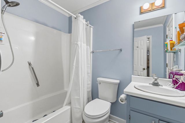 204 Fernbrook Circle, Spartanburg, SC 29307