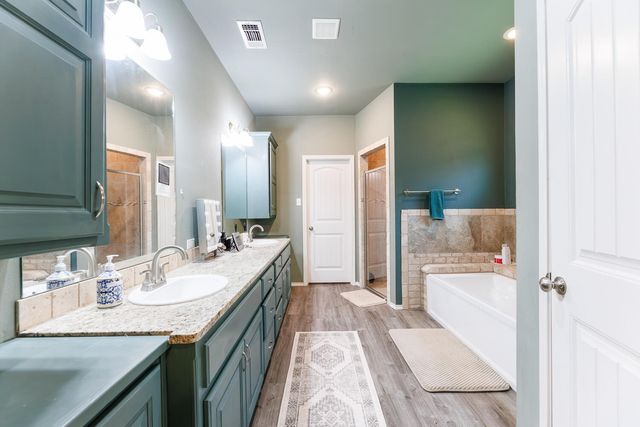 5024 56th Street, Lubbock, TX 79414