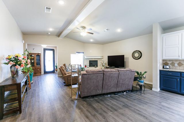 5024 56th Street, Lubbock, TX 79414