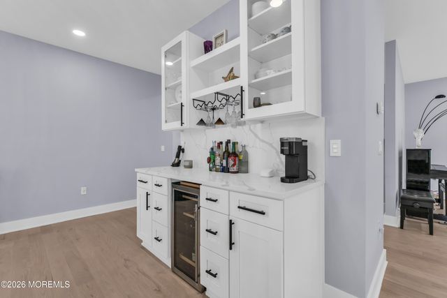 6 Orchard Street, Marlboro, NJ 07746