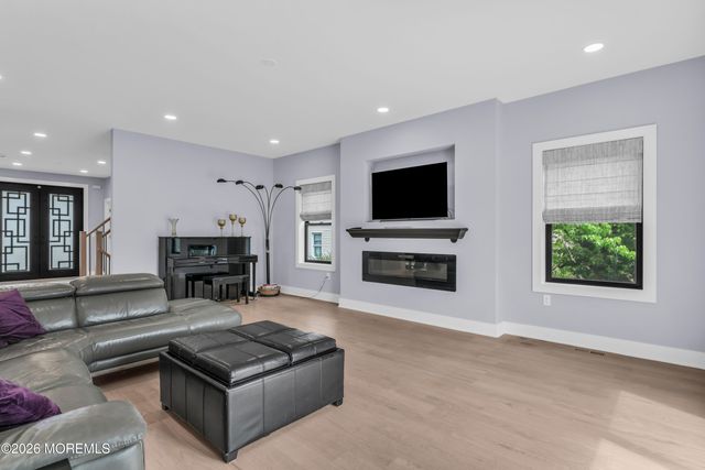 6 Orchard Street, Marlboro, NJ 07746