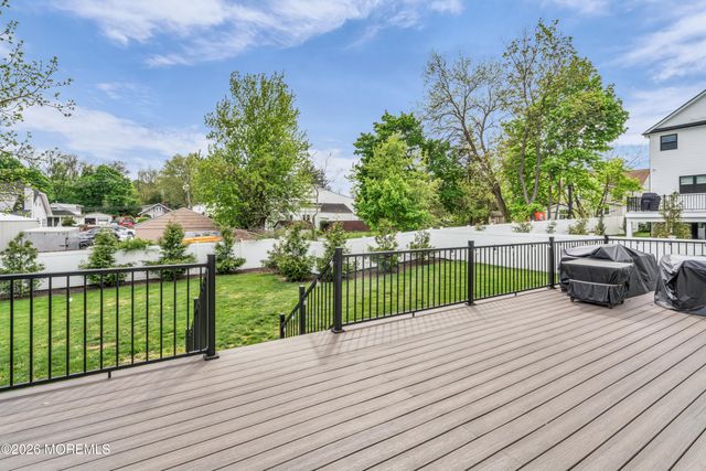6 Orchard Street, Marlboro, NJ 07746