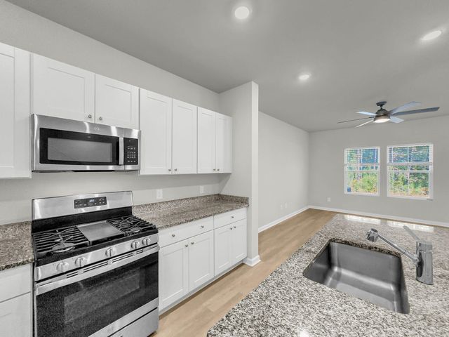 8014 Reagan Way, Charleston, SC 29418