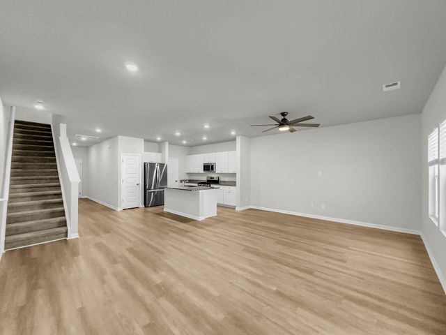 8014 Reagan Way, Charleston, SC 29418